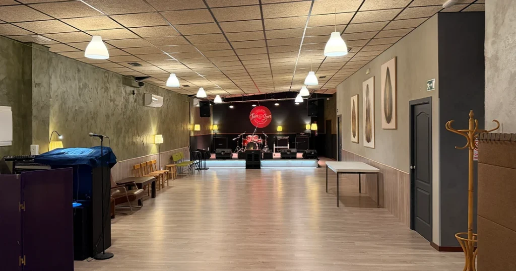 SALA TYS
